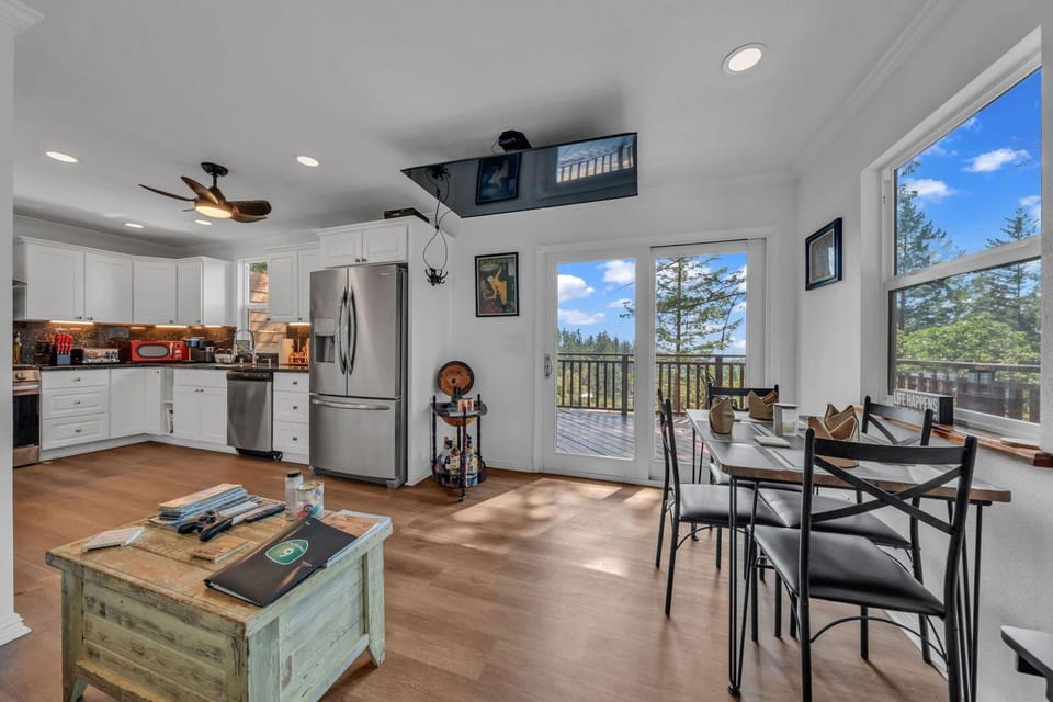 Mays Luxury Farm Stays Hotel in San Francisco Bay Area