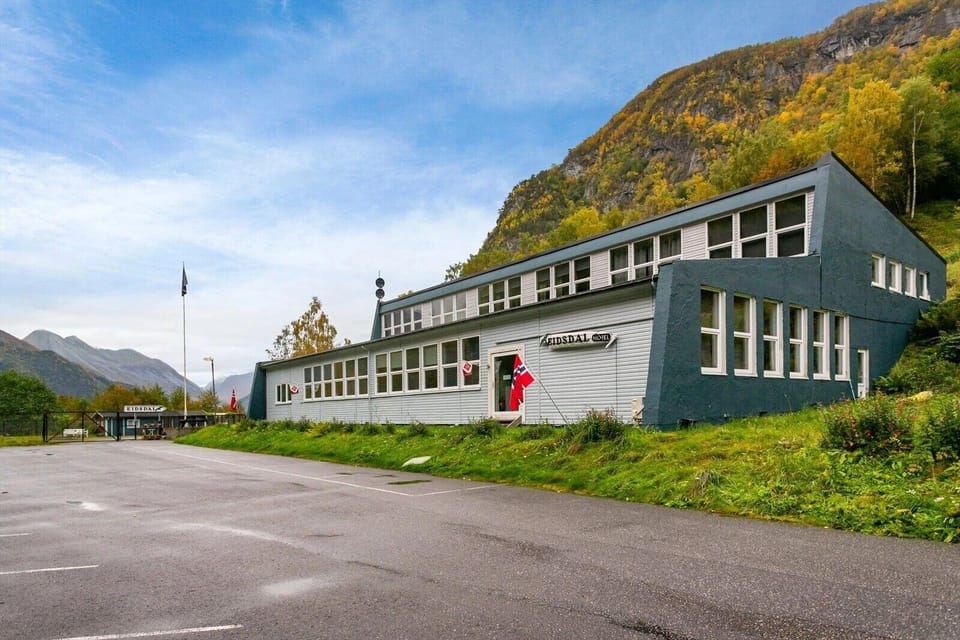 Eidsdal Hotel & Restaurant As Hotel in Vestland