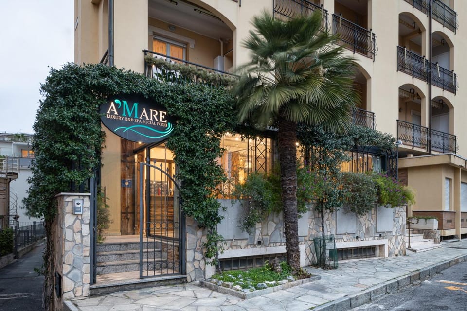 A'Mare Luxury Rooms Hotel in Diano Marina