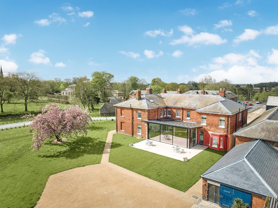 Constantine House Hotel in North Warwickshire District