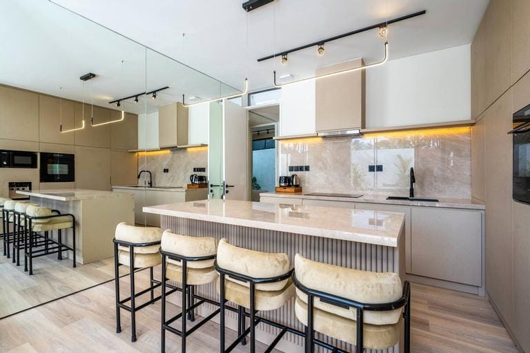 Oasis 9 by Hombali Hotel in North Kuta