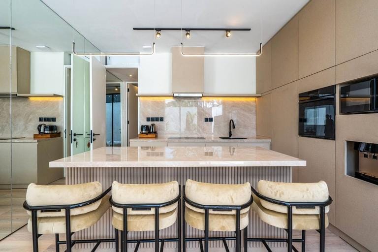 Oasis 9 by Hombali Hotel in North Kuta