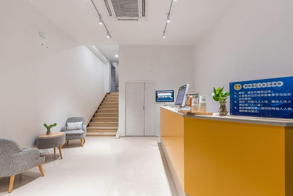 Pod Choice (Ningbo Railway Station) Hotel in Zhejiang