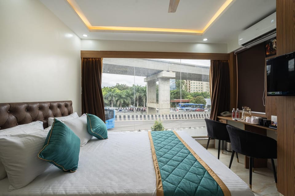 Elmas Suites Bellandur Hotel in Bengaluru