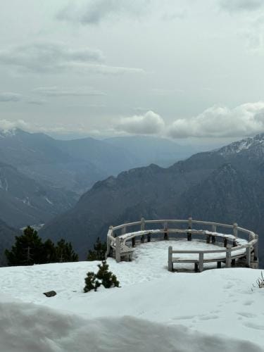 Buni i Bajraktarit Hostel in Montenegro