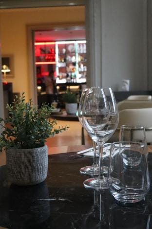 Hôtel Séquoias Hotel in Bourgoin-Jallieu