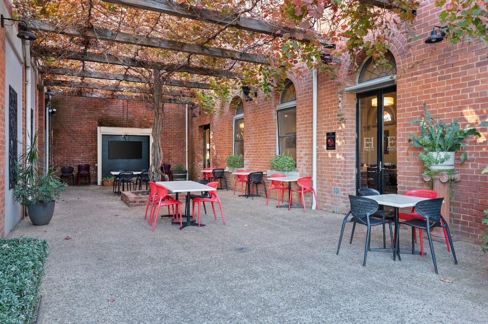 Euroa Hotel Inn in Victoria