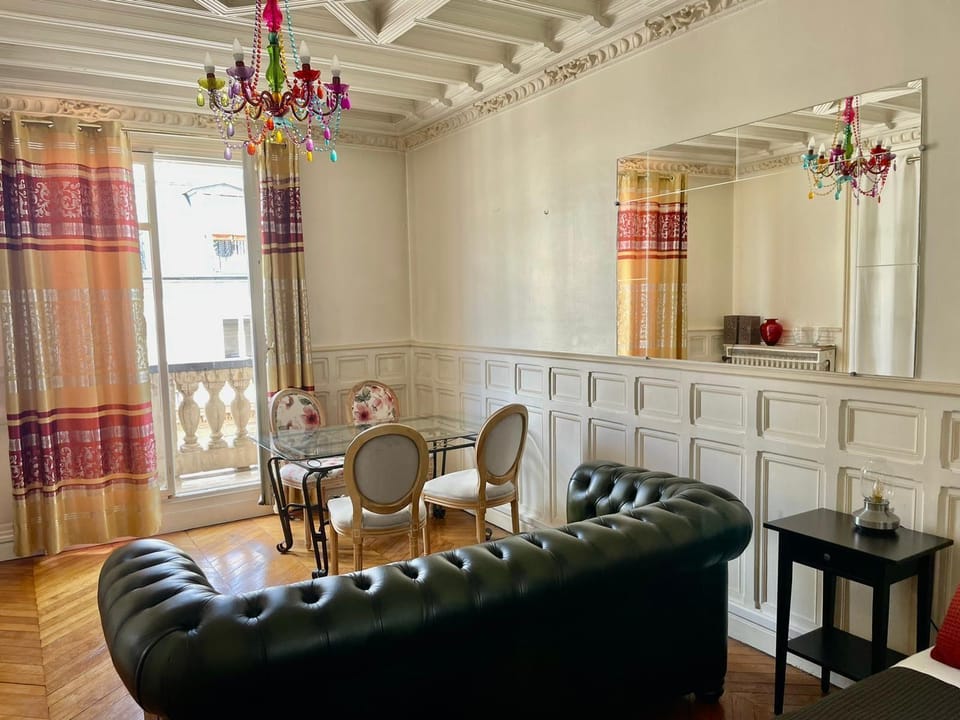 Haussmann Opera Hotel in Paris