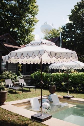 Getaway Inn at Cooper's Woods Hotel in South Bass Island