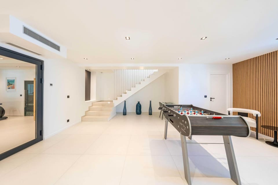 Sumptuous villa - AC- 6BR- 12P- Cannes Resort in Cannes