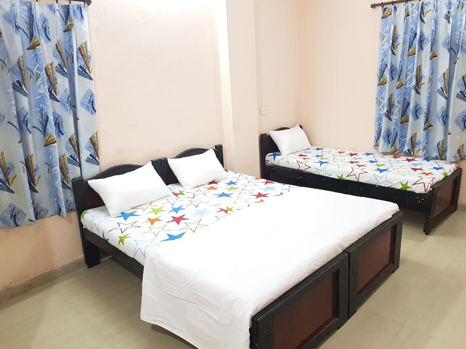 Inndoors Lodge Hotel in Hyderabad