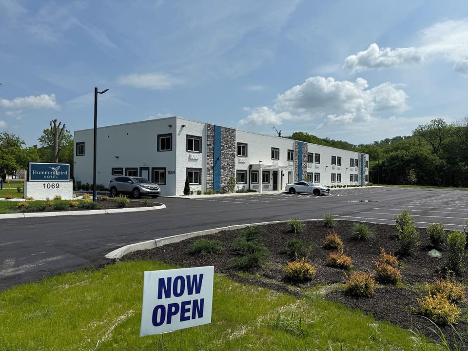 Hummingbird Hotel Hotel in Goodlettsville