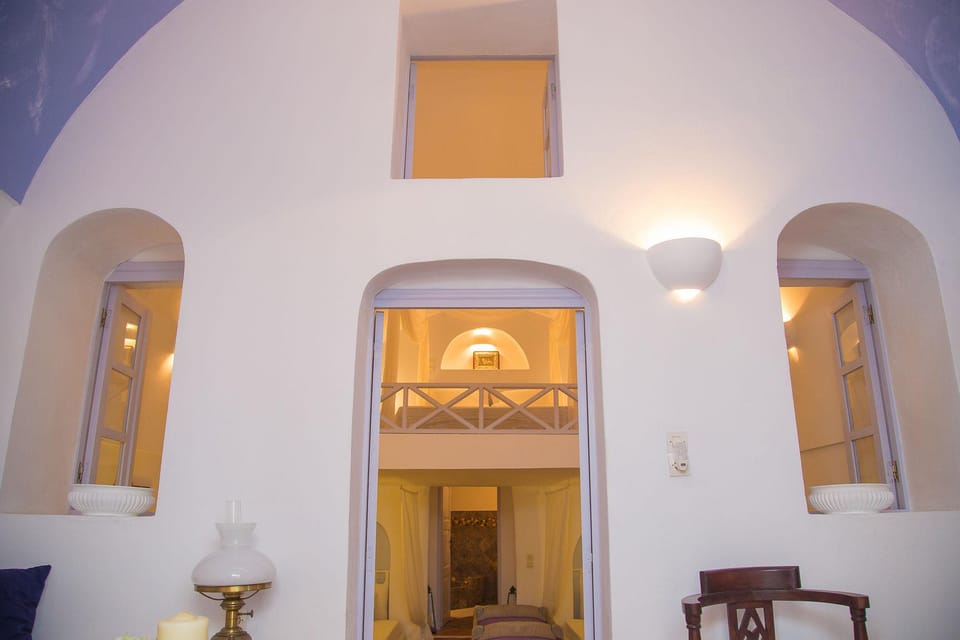 Lydia Luxury Villa Hotel in Santorini
