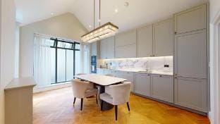 Wimpole Mews - 4 Bedroom Apartment Hotel in City of Westminster