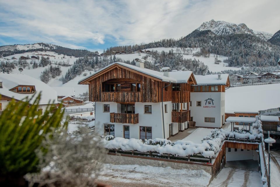 Mountainlodge Luxalpine Hotel in San Vigilio di Marebbe