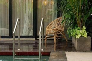 Sunny Village Batu Bolong Hotel in North Kuta