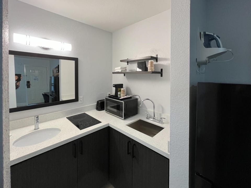 Studio 6 Conroe, TX Hotel in Conroe