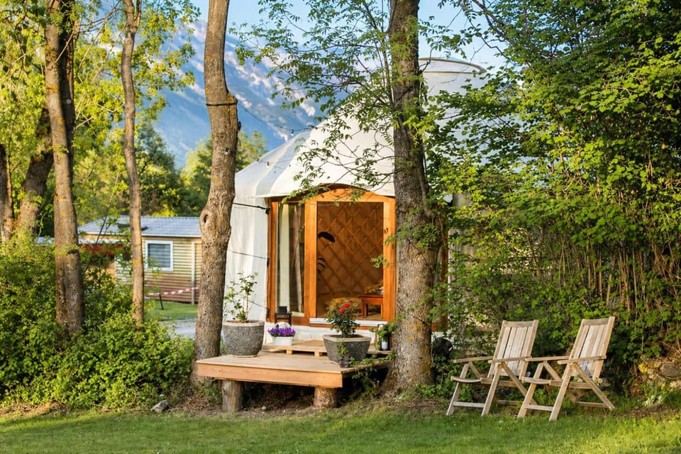 WoodMood Lodge in Canton of Valais
