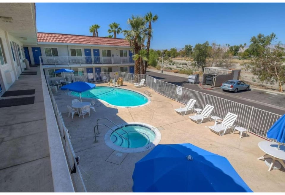 Motel 6 Rancho Mirage, CA - Palm Springs Hotel in Cathedral City