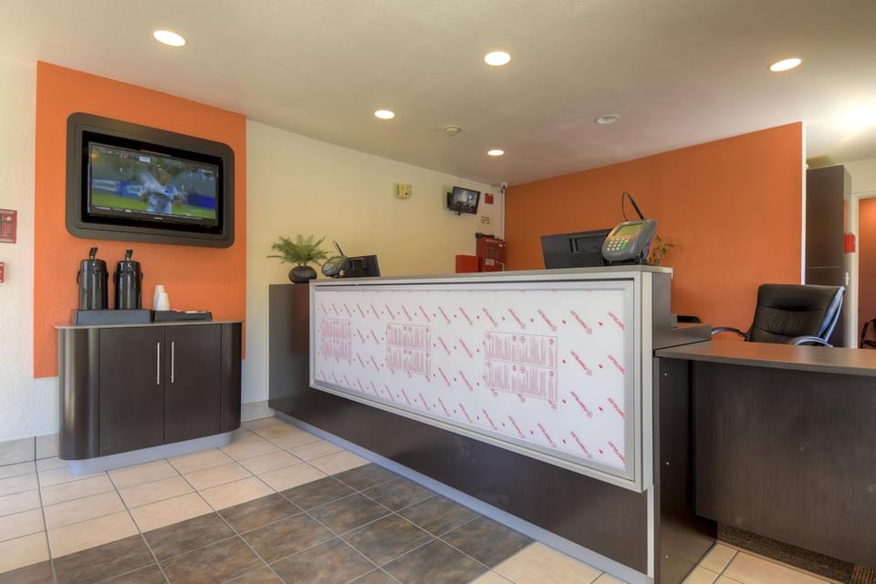 Motel 6 Rancho Mirage, CA - Palm Springs Hotel in Cathedral City