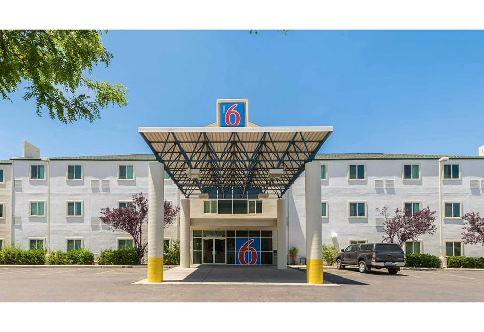 Motel 6 Cedar City, UT Hotel in Cedar City