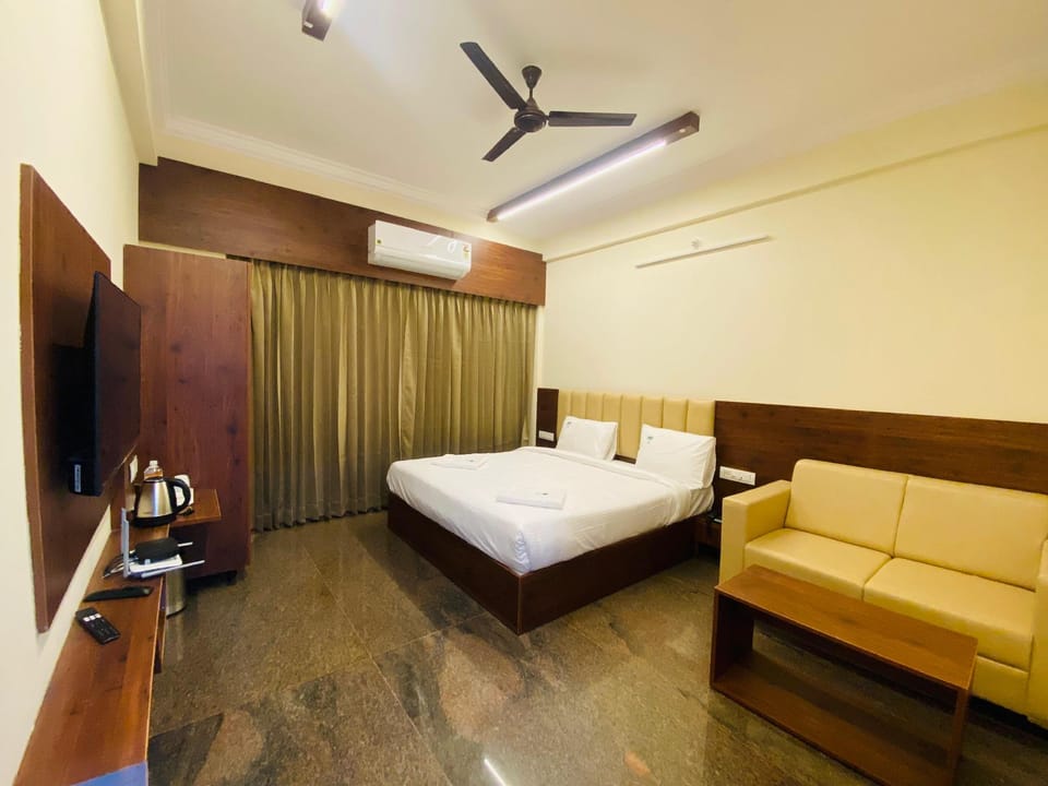 Hotel Sahara Tree Hotel in Bengaluru