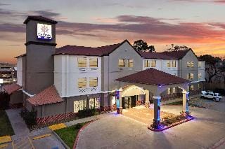 Comfort Inn & Suites Hotel in Seabrook