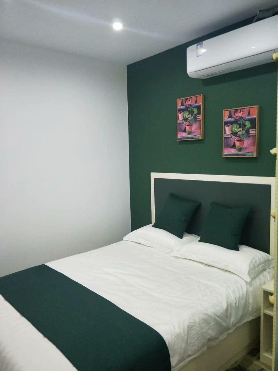 Chaohu Huangqi Nuanju Inn Hotel in Jiangsu