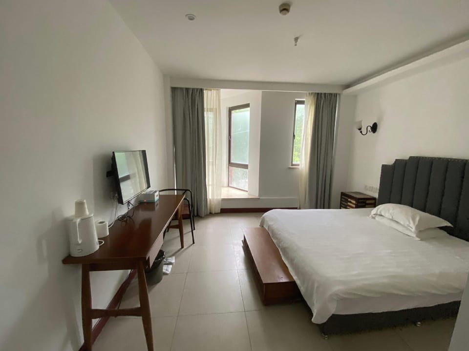 Hushangyuan Theme Hostel Hotel in Shanghai