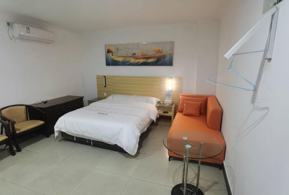 Jingcheng Hostel Hotel in Guangzhou
