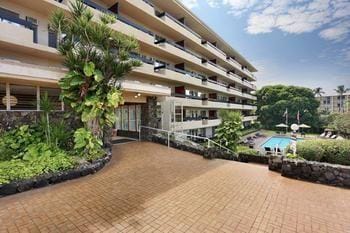 Kona Seaside Hotel in Holualoa