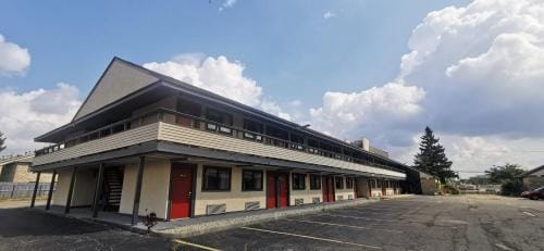 American Value Inn Hotel in Clintonville