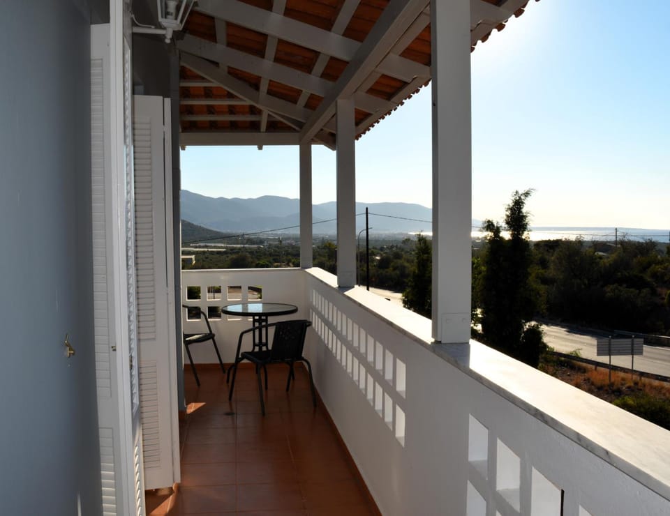 Tarmaros - Families & Groups Hotel in Lasithi