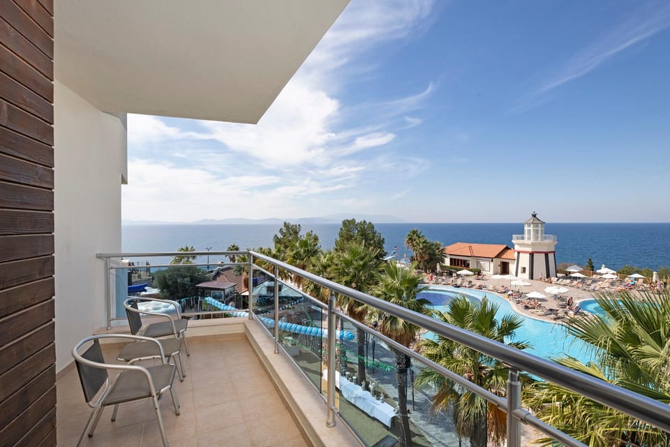 Sealight Resort Hotel Hotel in Kusadasi