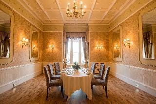 Kingsclub & Spa Hotel in Inverness