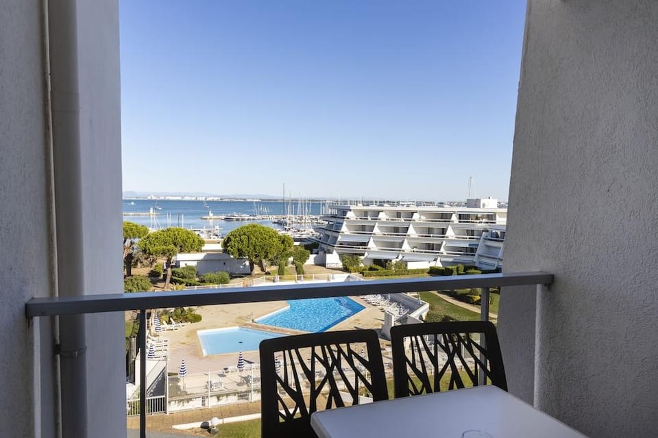 Mercure Thalassa Port Camargue Hotel in Le Grau-du-Roi