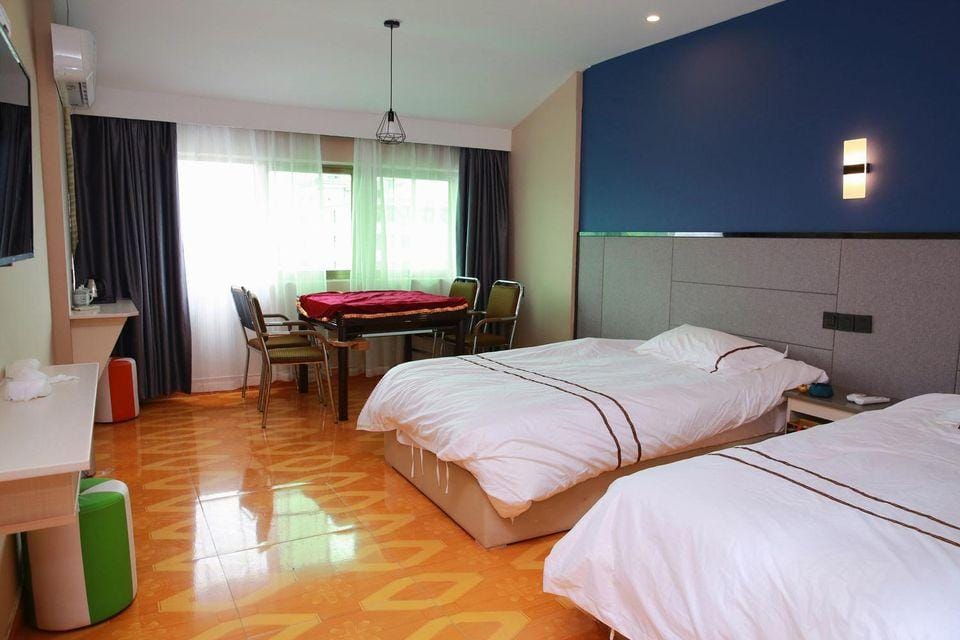 Yingyue Hotel Hotel in Hangzhou