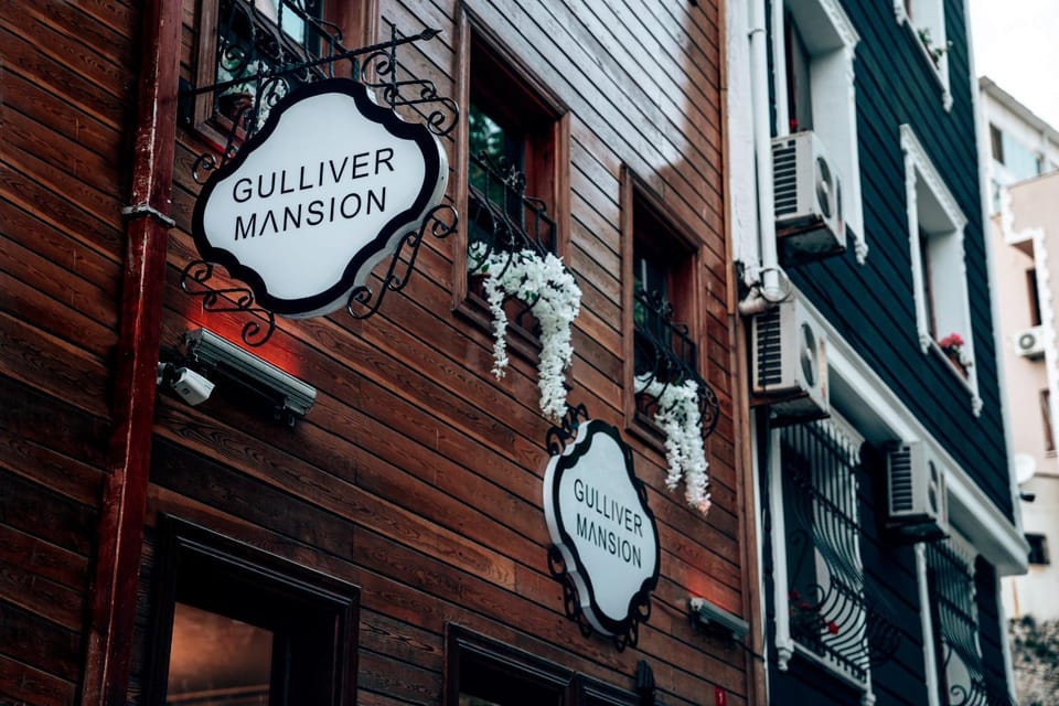 Gulliver Mansion Hotel Bed and Breakfast in Istanbul