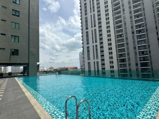 JazzA Suite by Homey Planet Hotel in Penang