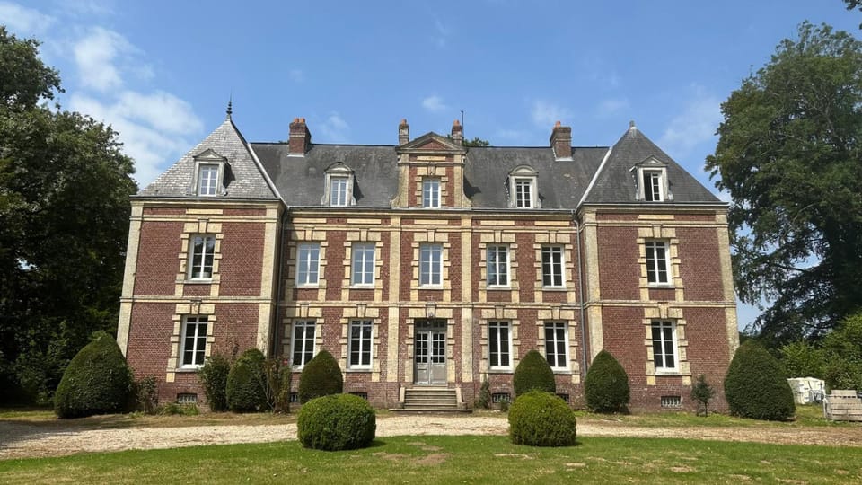 Chateau Loyd & Spa Normandie Pays de Caux Hotel in Normandy