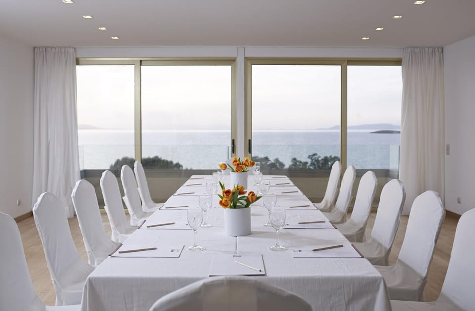 Amarilia Hotel Hotel in Vouliagmeni