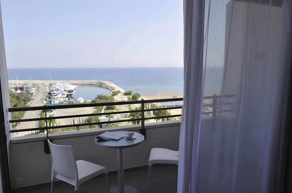 Sun Hall Hotel Hotel in Larnaca