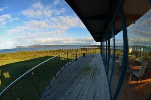 Mures Cloudy Bay Retreat Lodge in South Bruny