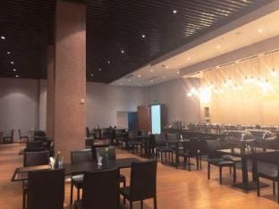 New Era Hotel (Quanjiao High-speed Railway Station Branch) Hotel in Jiangsu