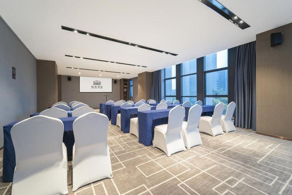 zheyu Hotel (Huzhou Nantaihu Kechuang Center) Hotel in Suzhou