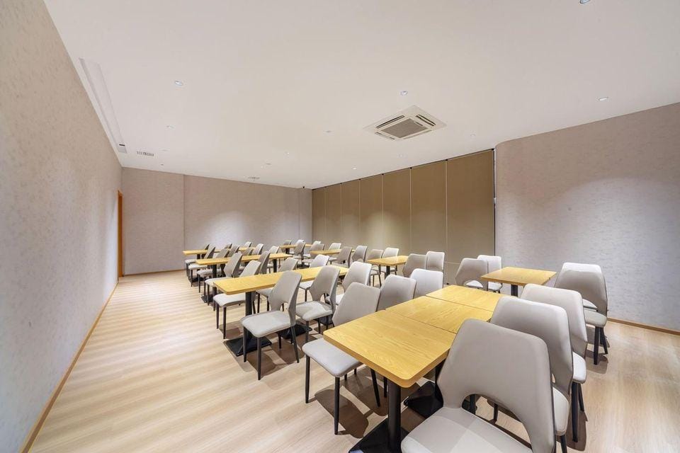 Starry Cloud Hotel (Jiangshan Hushan Park Branch) Hotel in Zhejiang