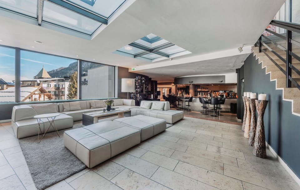 Bar/lounge