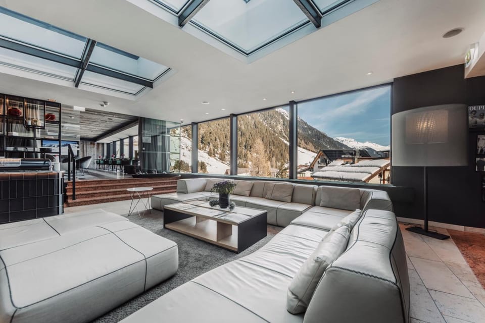 Bar/lounge