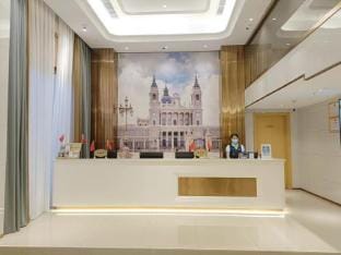 Vienna 3 Best Hotel (Dongyang Garden Rosewood Furniture City Hengdian Airport Branch) Hotel in Zhejiang