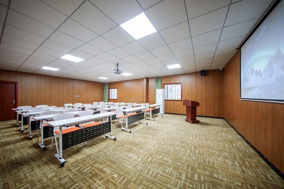 BaoLong Square Zhefei Hotel Hotel in Jiangsu